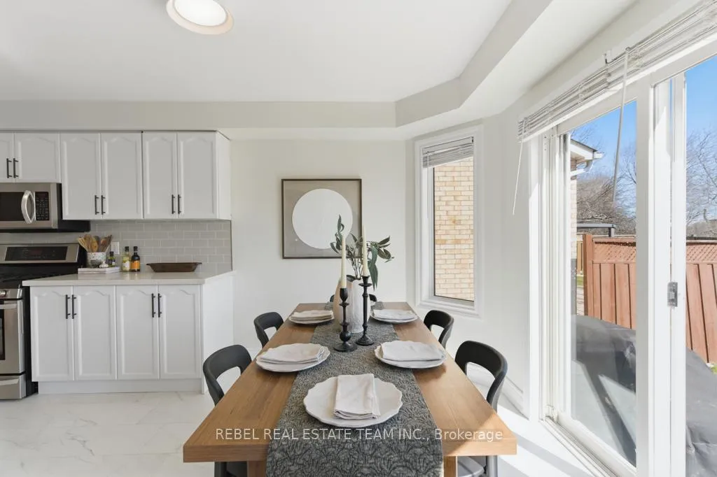 Photo 15 of 11 Booth Crescent, Ajax, Central — HOMEH