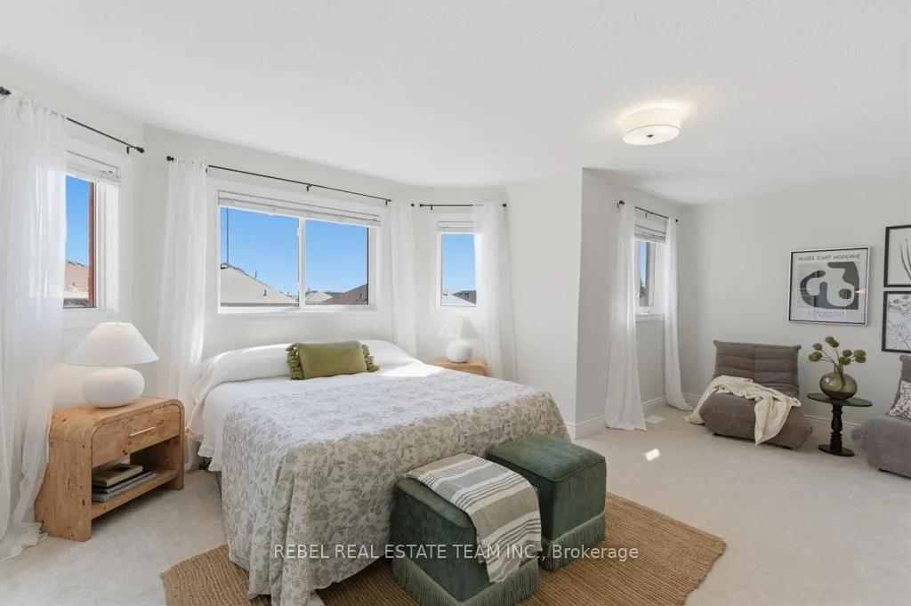 Photo 18 of 11 Booth Crescent, Ajax, Central — HOMEH