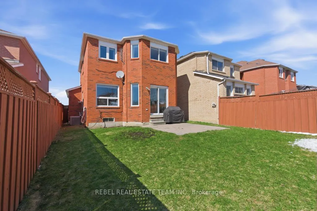 Photo 33 of 11 Booth Crescent, Ajax, Central — HOMEH