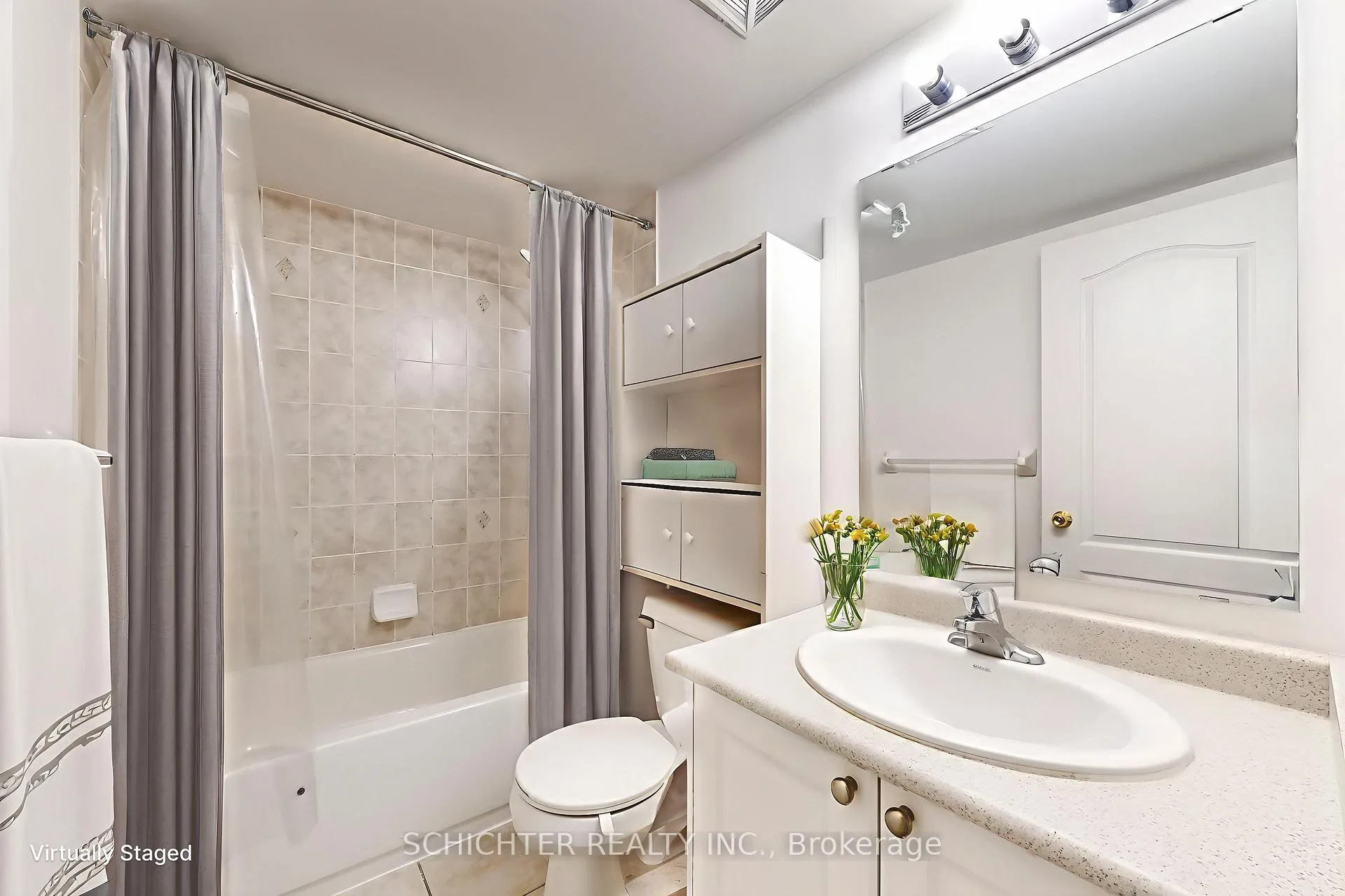 Photo 11 of Unit 296, 306 John Street, Markham, Aileen-Willowbrook — HOMEH