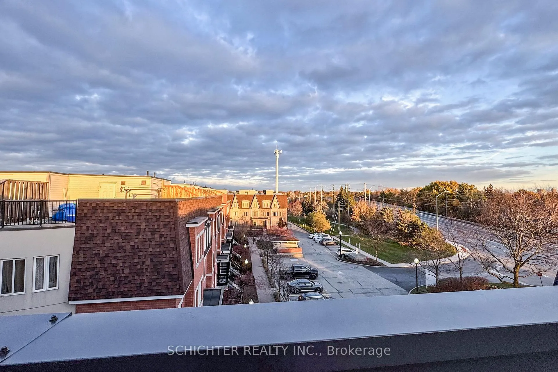 Photo 16 of Unit 296, 306 John Street, Markham, Aileen-Willowbrook — HOMEH