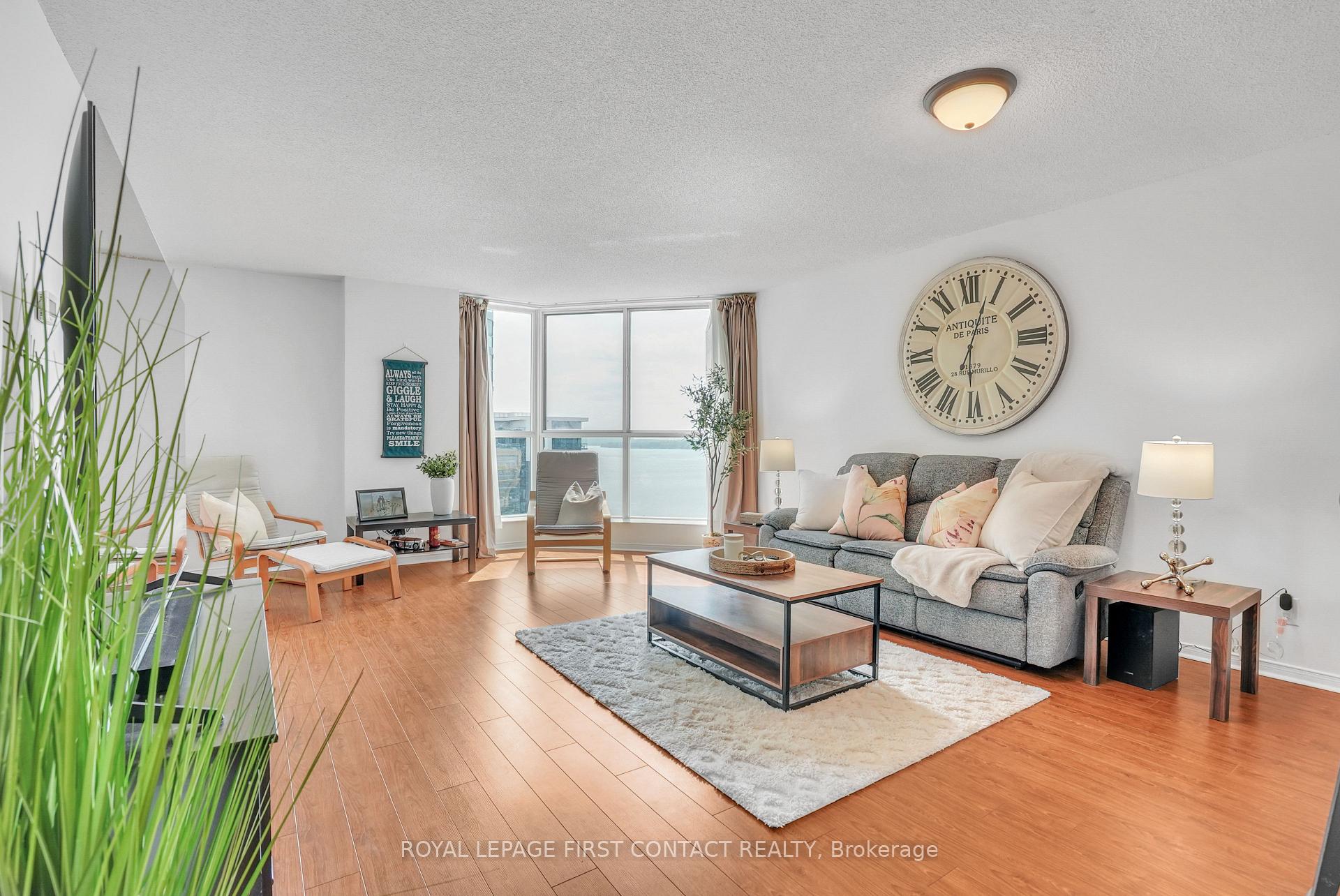 Photo 5 of Unit 908, 140 Dunlop Street E, Barrie, City Centre — HOMEH