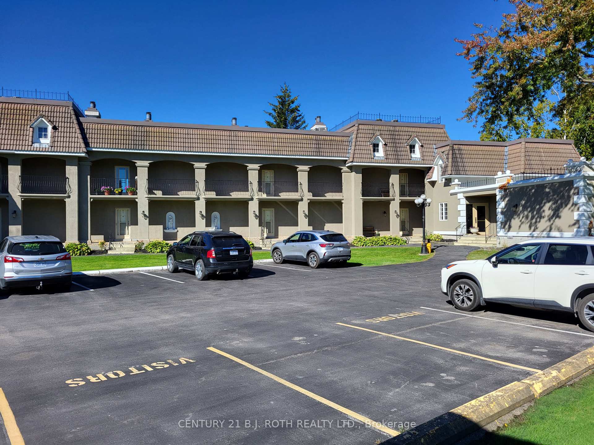 Front of Unit 15, 60 Laguna Parkway