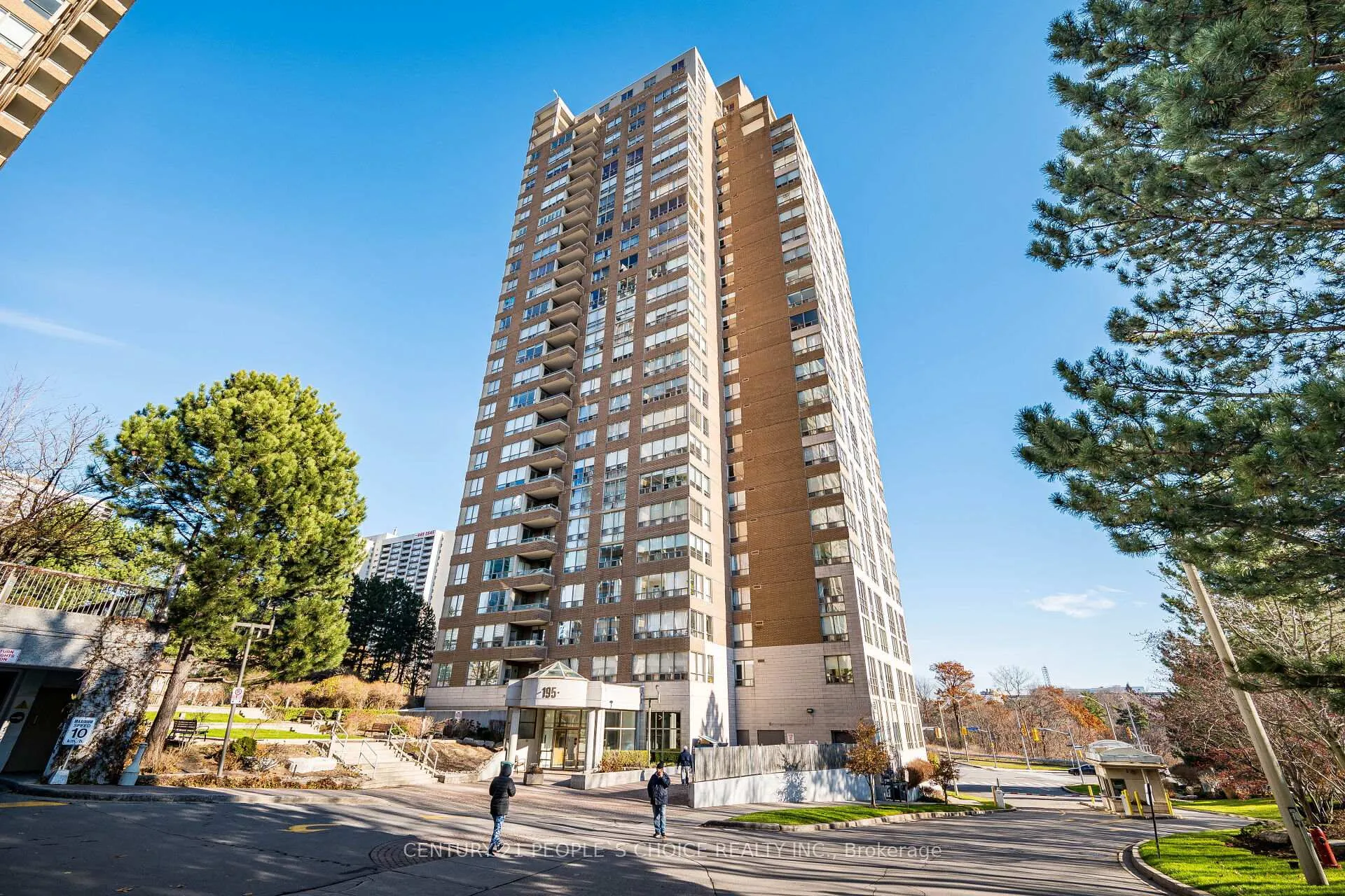 Front of Unit 1602, 195 Wynford Drive