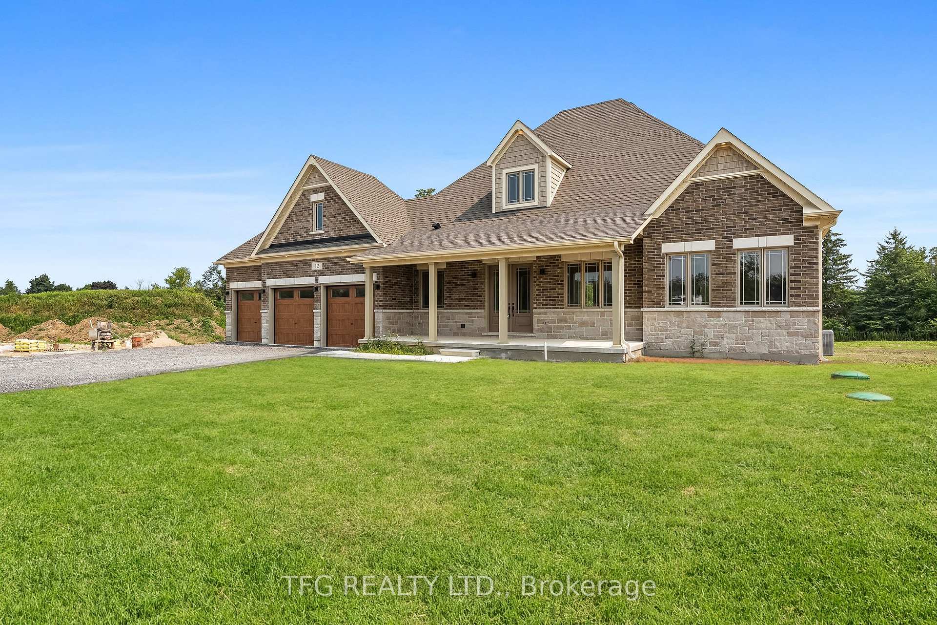 Photo 2 of 12 Cameron Court, Cavan Monaghan, Cavan Twp — HOMEH