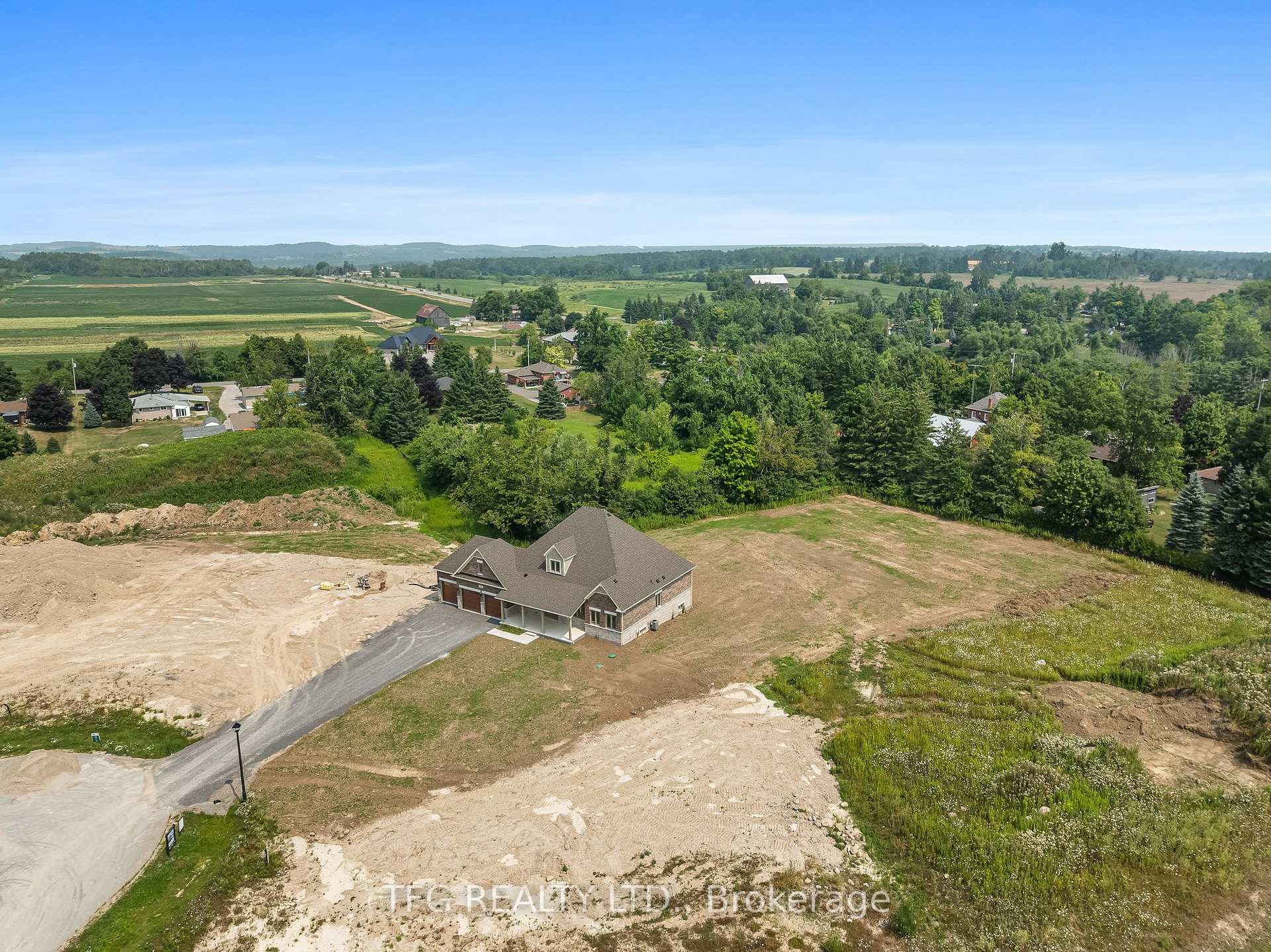Photo 10 of 12 Cameron Court, Cavan Monaghan, Cavan Twp — HOMEH