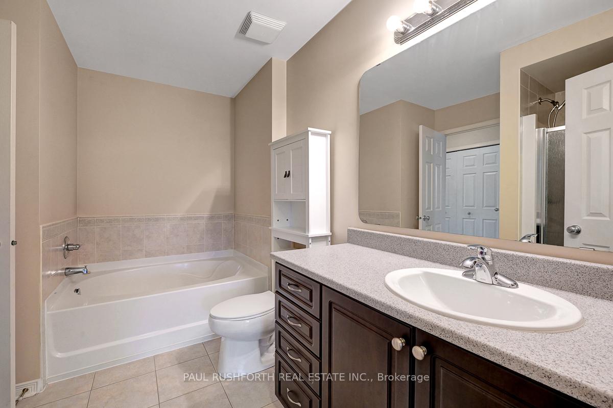 Photo 16 of 117 Keltie Private, Ottawa, Barrhaven - Longfields — HOMEH
