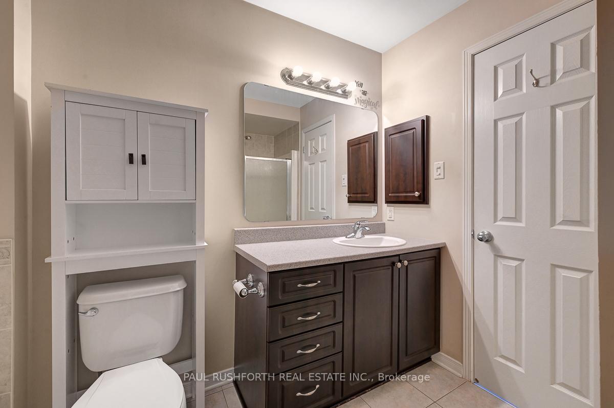 Photo 17 of 117 Keltie Private, Ottawa, Barrhaven - Longfields — HOMEH