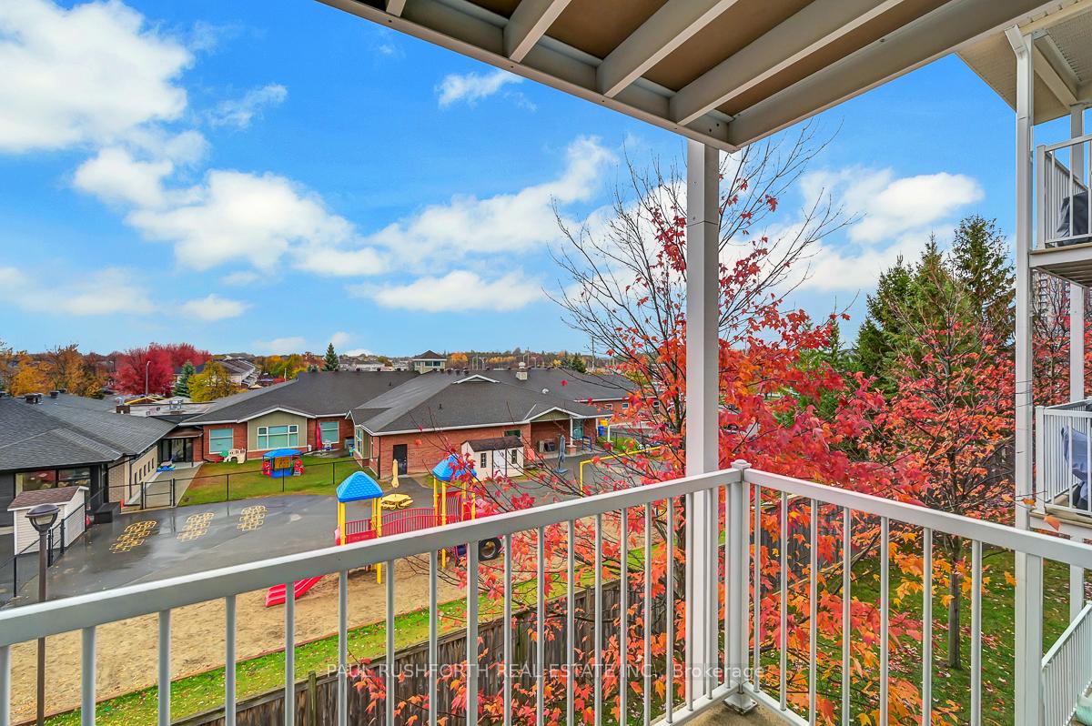 Photo 21 of 117 Keltie Private, Ottawa, Barrhaven - Longfields — HOMEH