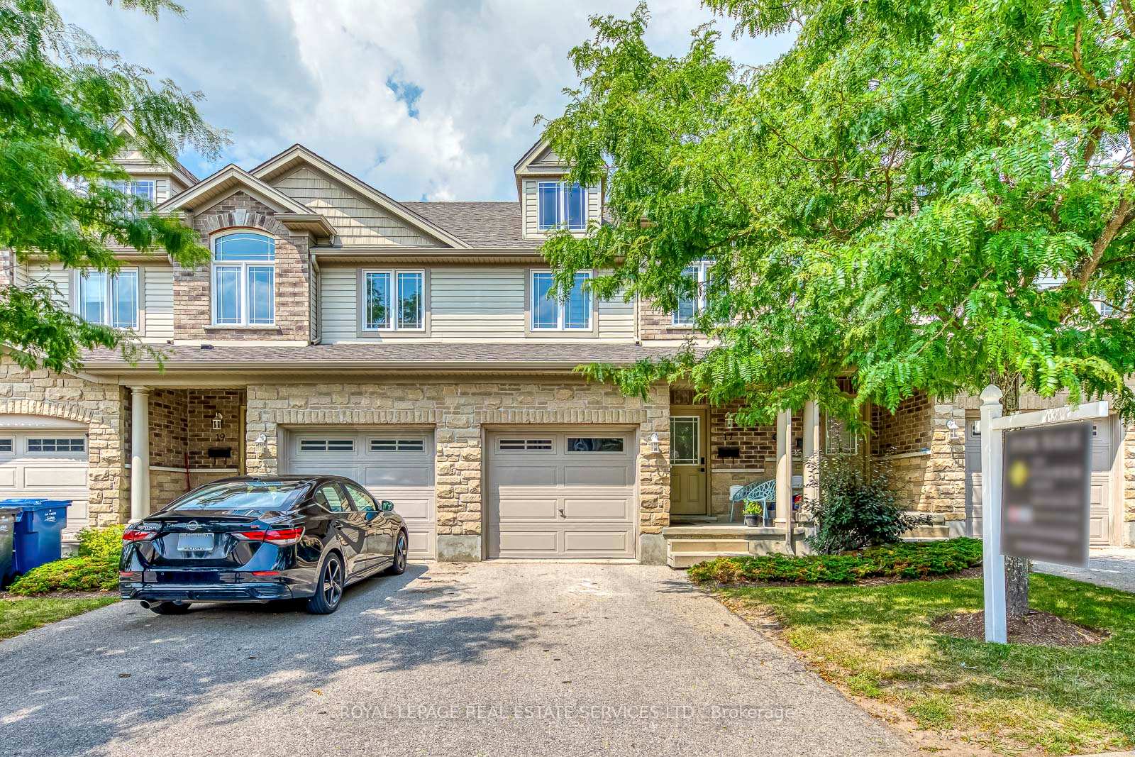 Photo 1 of 17 Katemore Drive, Guelph, Pineridge/Westminster Woods — HOMEH