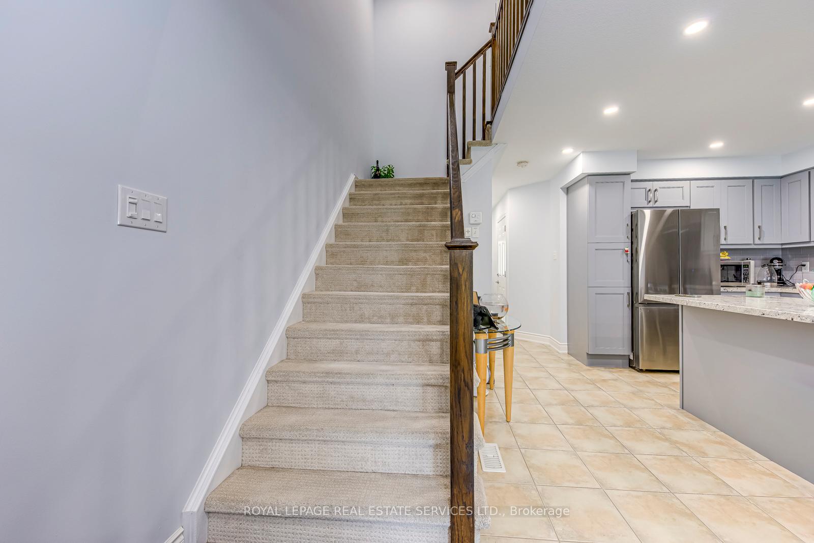 Photo 18 of 17 Katemore Drive, Guelph, Pineridge/Westminster Woods — HOMEH