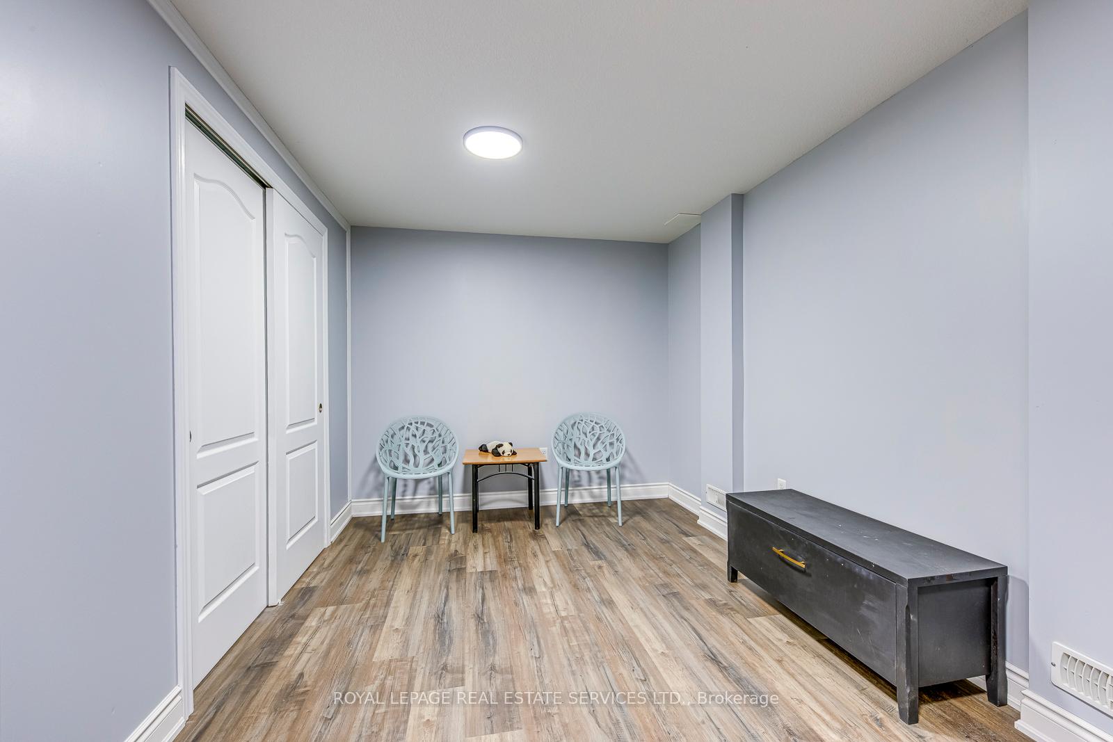 Photo 33 of 17 Katemore Drive, Guelph, Pineridge/Westminster Woods — HOMEH