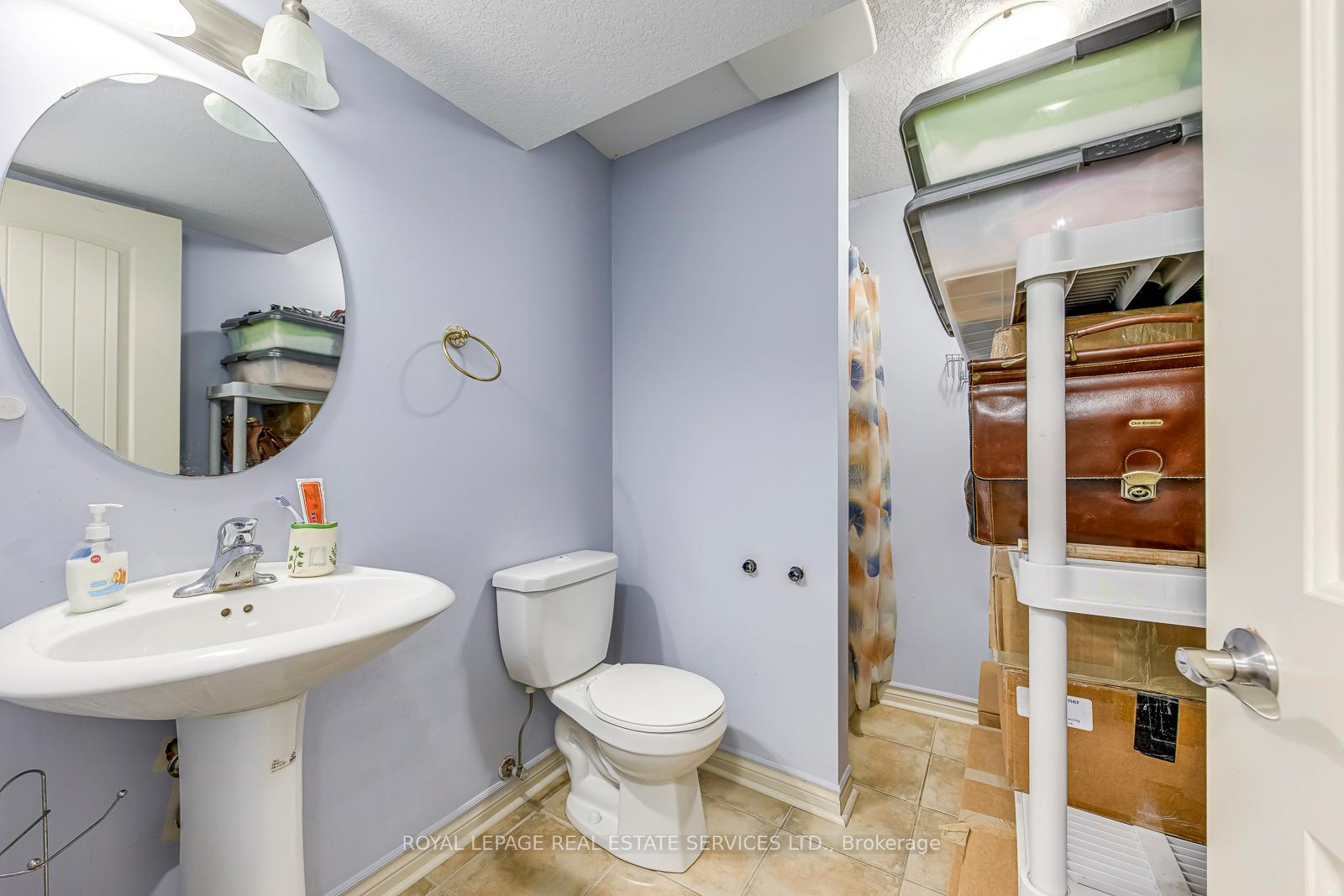 Photo 36 of 17 Katemore Drive, Guelph, Pineridge/Westminster Woods — HOMEH