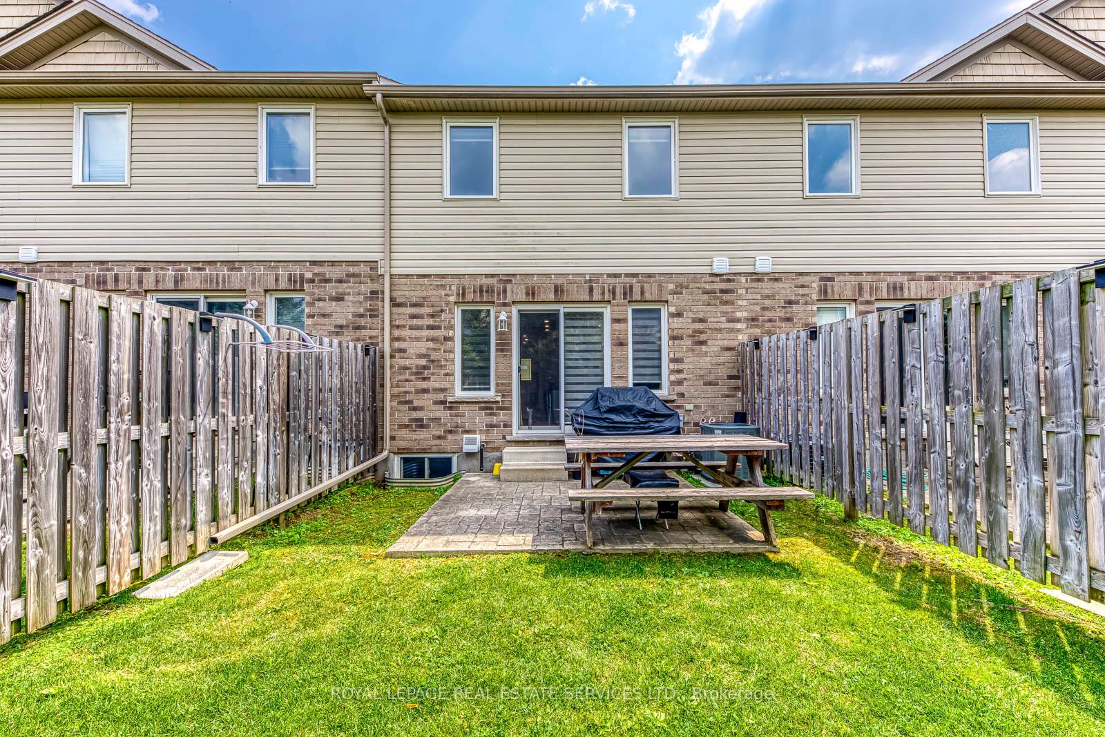 Photo 38 of 17 Katemore Drive, Guelph, Pineridge/Westminster Woods — HOMEH