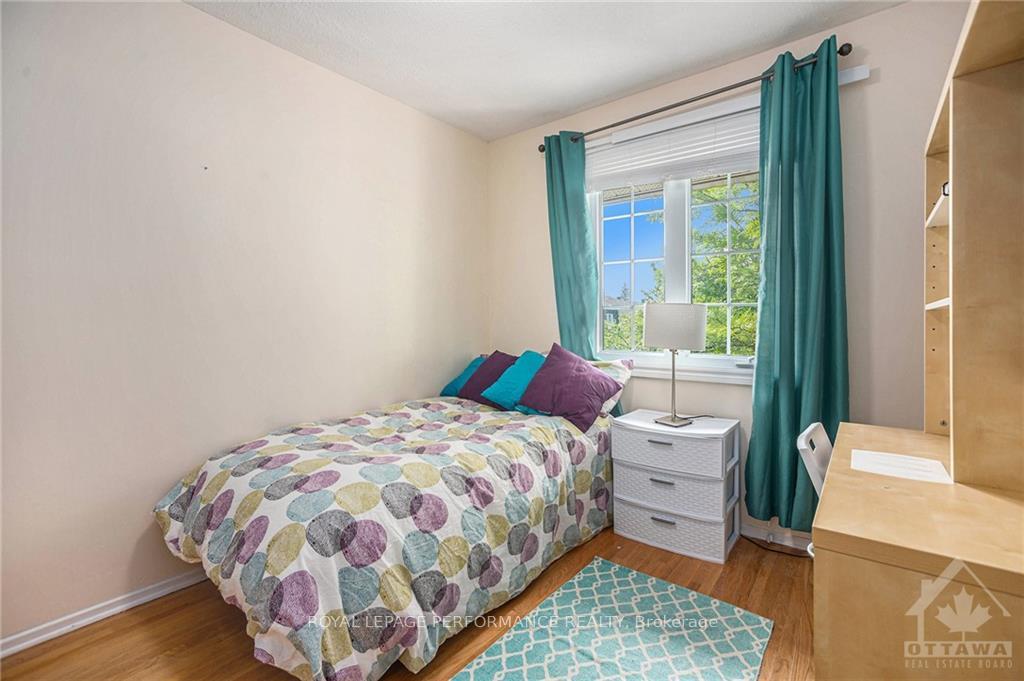 Photo 14 of 415 Kintyre, Ottawa, Carleton Square — HOMEH