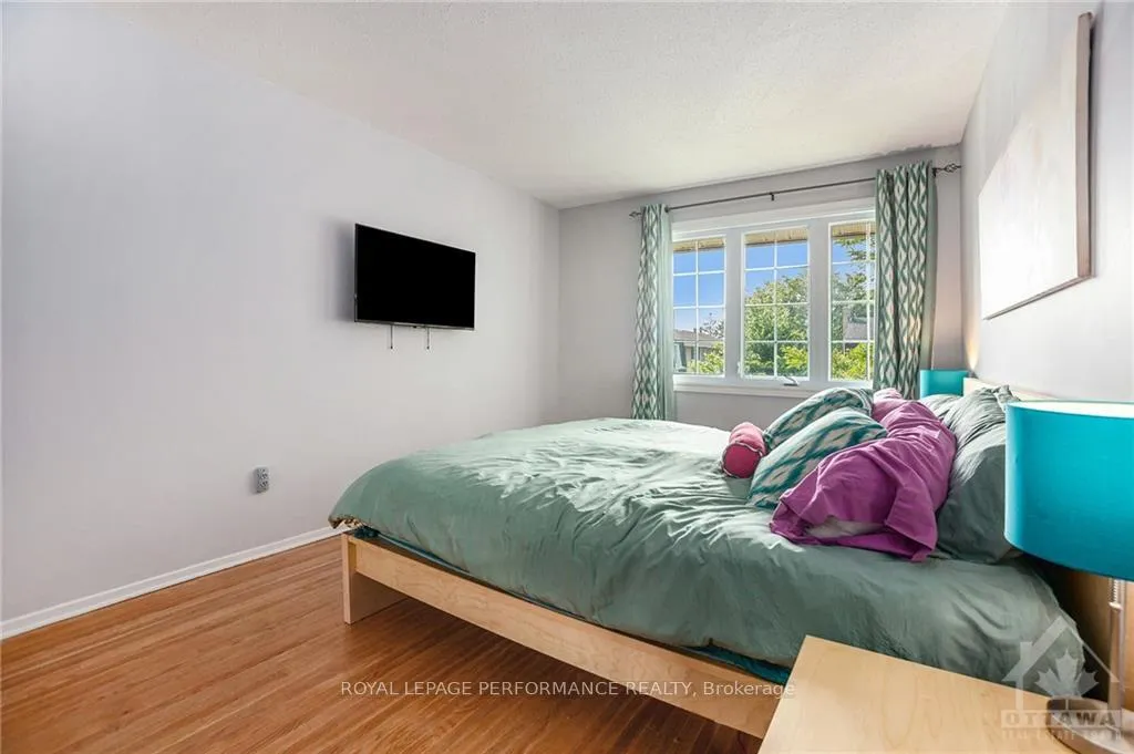 Photo 22 of 415 Kintyre, Ottawa, Carleton Square — HOMEH
