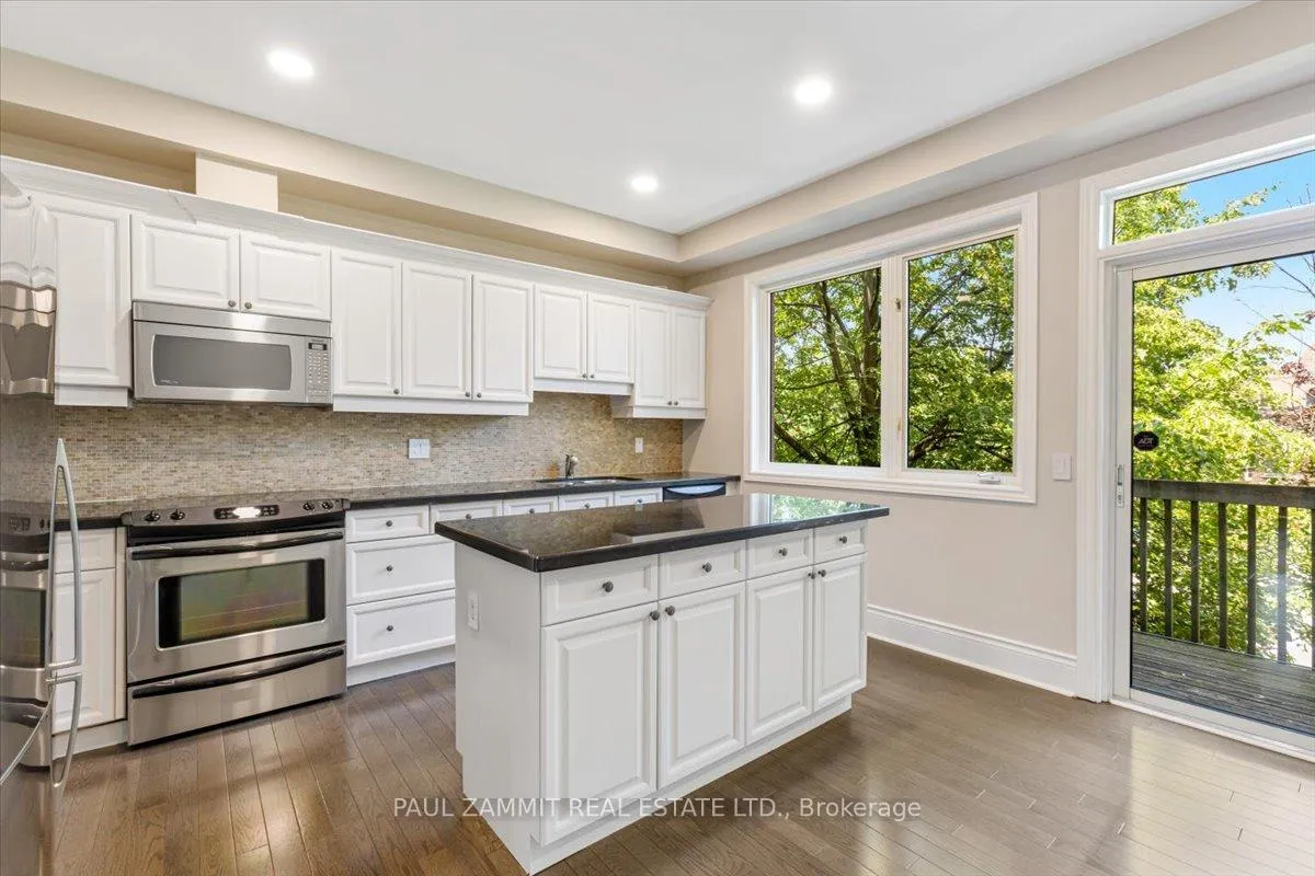 Photo 4 of Unit 23, 8038 Yonge Street, Vaughan, Uplands — HOMEH