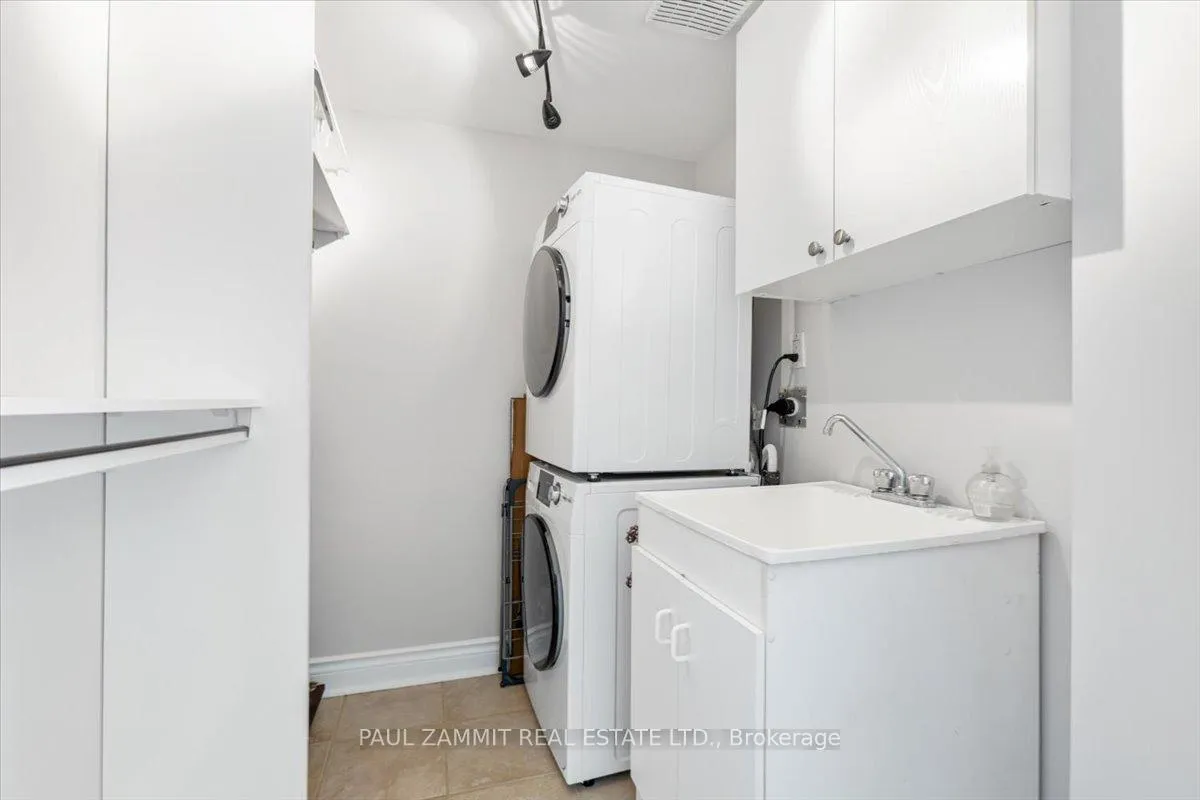 Photo 9 of Unit 23, 8038 Yonge Street, Vaughan, Uplands — HOMEH