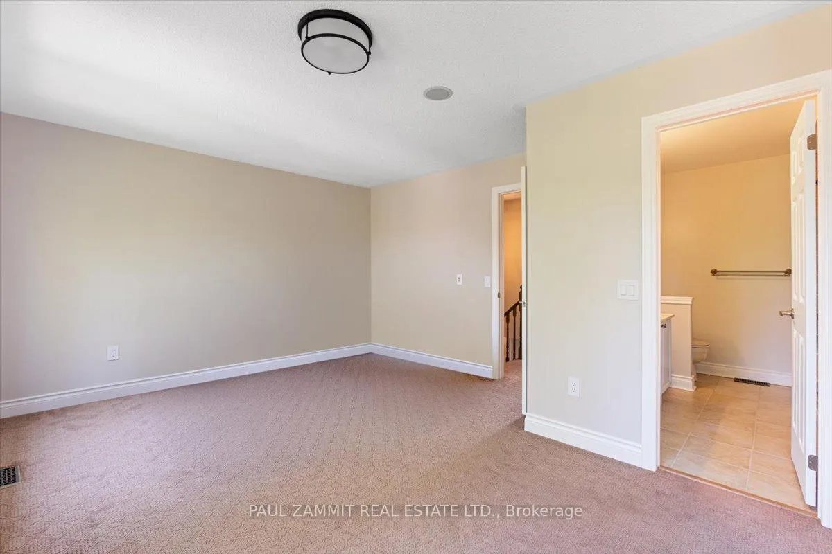 Photo 23 of Unit 23, 8038 Yonge Street, Vaughan, Uplands — HOMEH