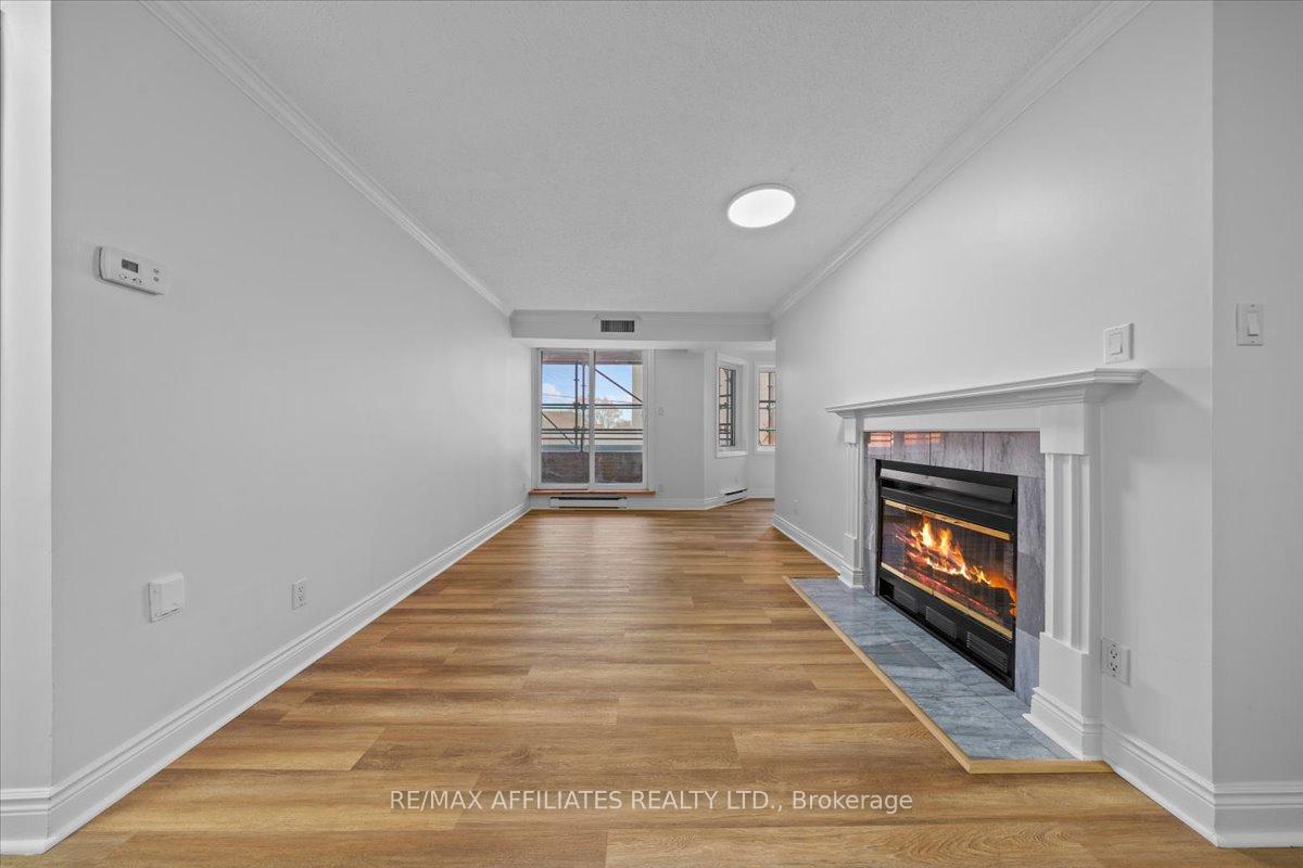 Photo 5 of Unit 302, 45 Argyle Avenue, Ottawa, Ottawa Centre/Golden Triangle — HOMEH