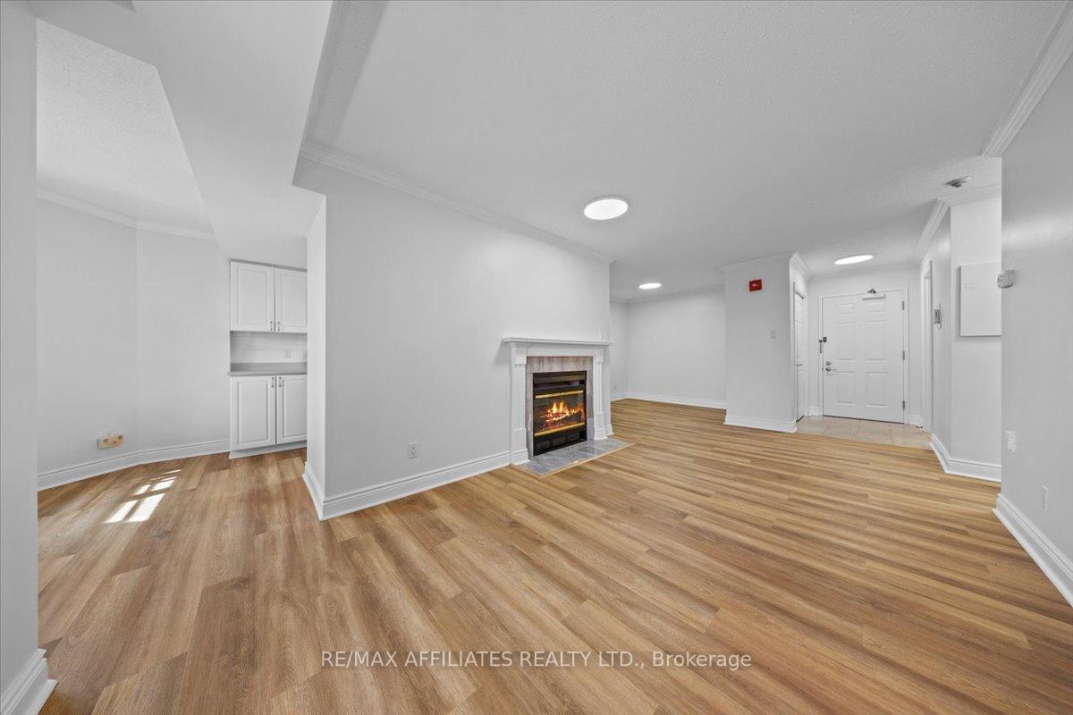 Photo 7 of Unit 302, 45 Argyle Avenue, Ottawa, Ottawa Centre/Golden Triangle — HOMEH