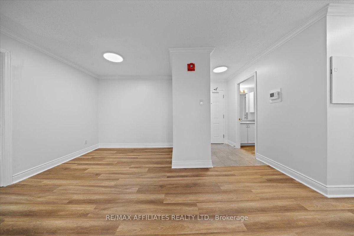 Photo 11 of Unit 302, 45 Argyle Avenue, Ottawa, Ottawa Centre/Golden Triangle — HOMEH