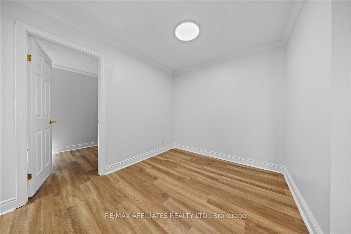 Photo 12 of Unit 302, 45 Argyle Avenue, Ottawa, Ottawa Centre/Golden Triangle — HOMEH