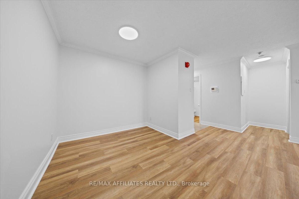 Photo 13 of Unit 302, 45 Argyle Avenue, Ottawa, Ottawa Centre/Golden Triangle — HOMEH