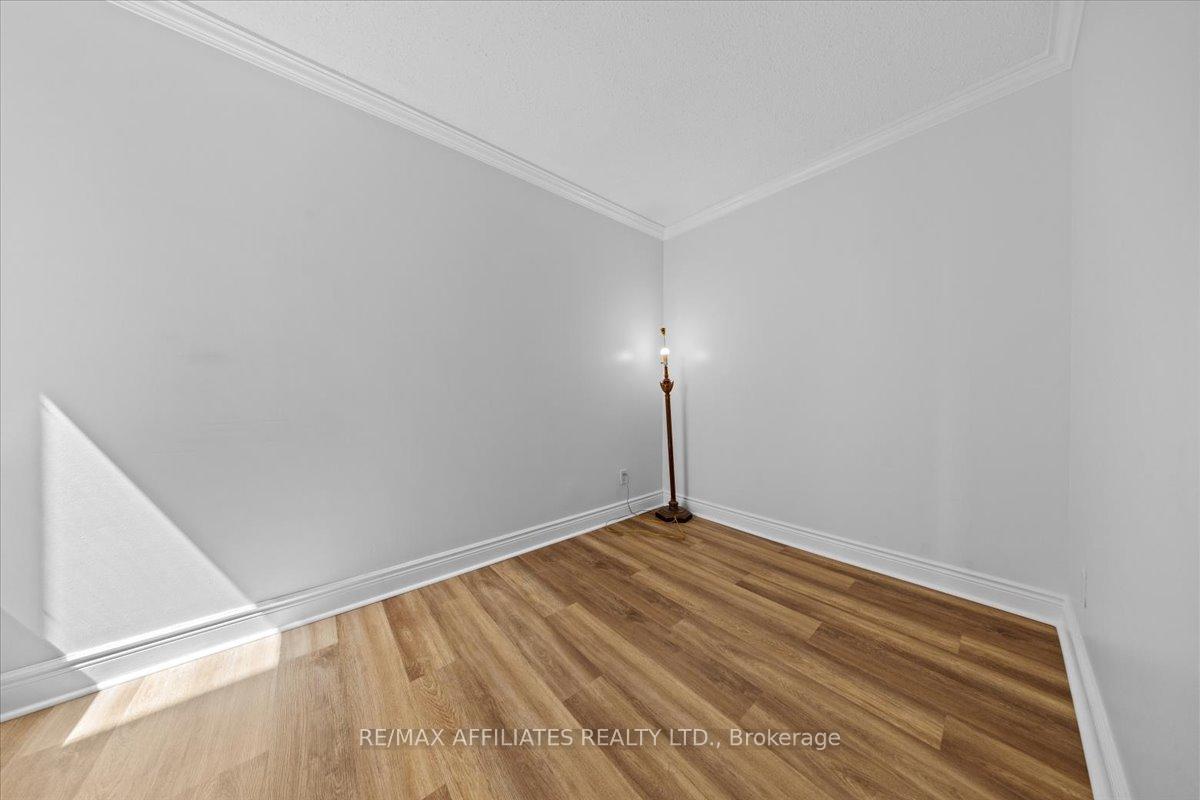 Photo 20 of Unit 302, 45 Argyle Avenue, Ottawa, Ottawa Centre/Golden Triangle — HOMEH