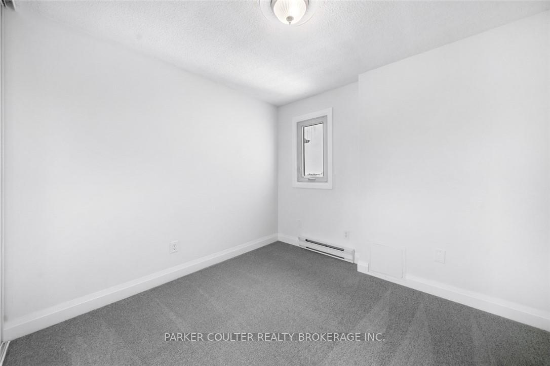 Photo 14 of Unit 18, 502 Essa Road, Barrie, Holly — HOMEH