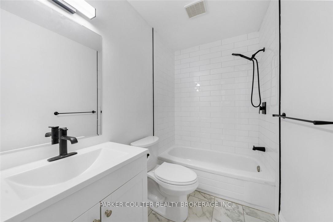 Photo 16 of Unit 18, 502 Essa Road, Barrie, Holly — HOMEH