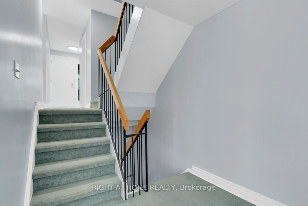 Photo 7 of Unit 92, 1913 Stonehenge Crescent S, Ottawa, Pineview — HOMEH