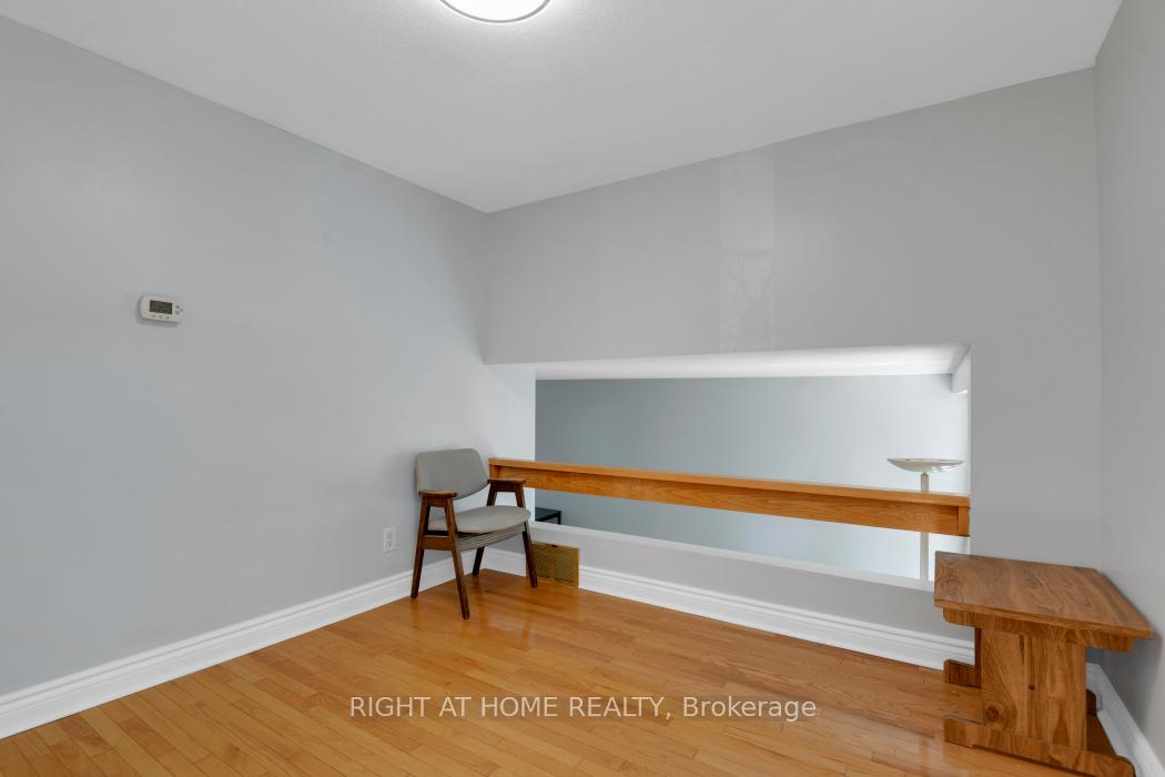Photo 12 of Unit 92, 1913 Stonehenge Crescent S, Ottawa, Pineview — HOMEH