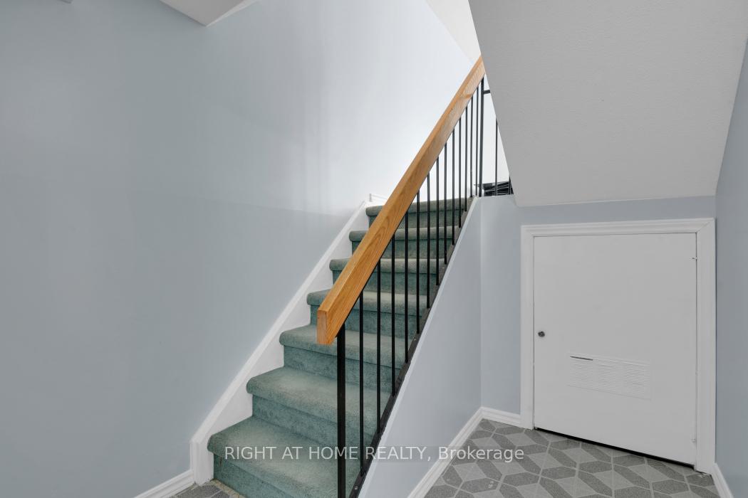 Photo 27 of Unit 92, 1913 Stonehenge Crescent S, Ottawa, Pineview — HOMEH