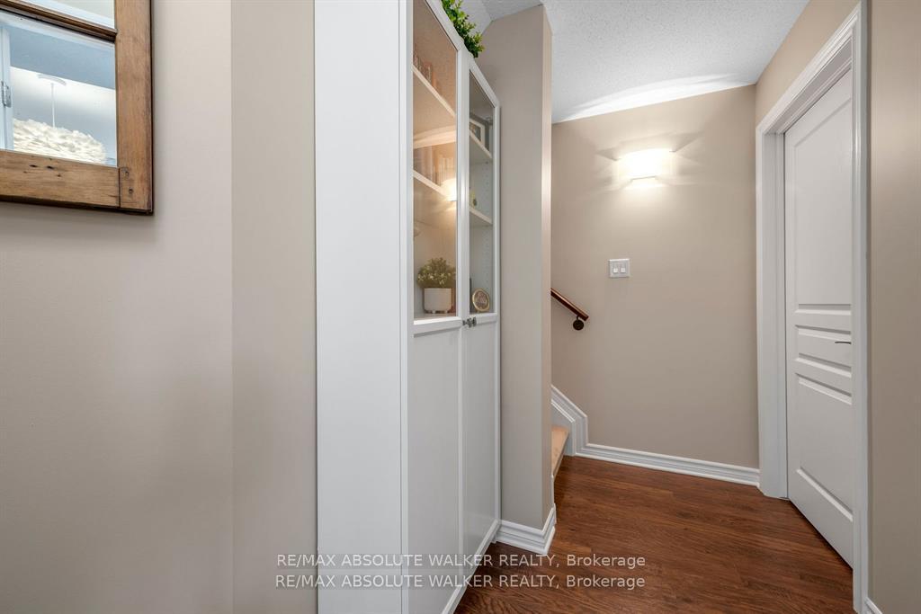 Photo 16 of 48 Edenvale Drive, Ottawa, Kanata - Beaverbrook — HOMEH