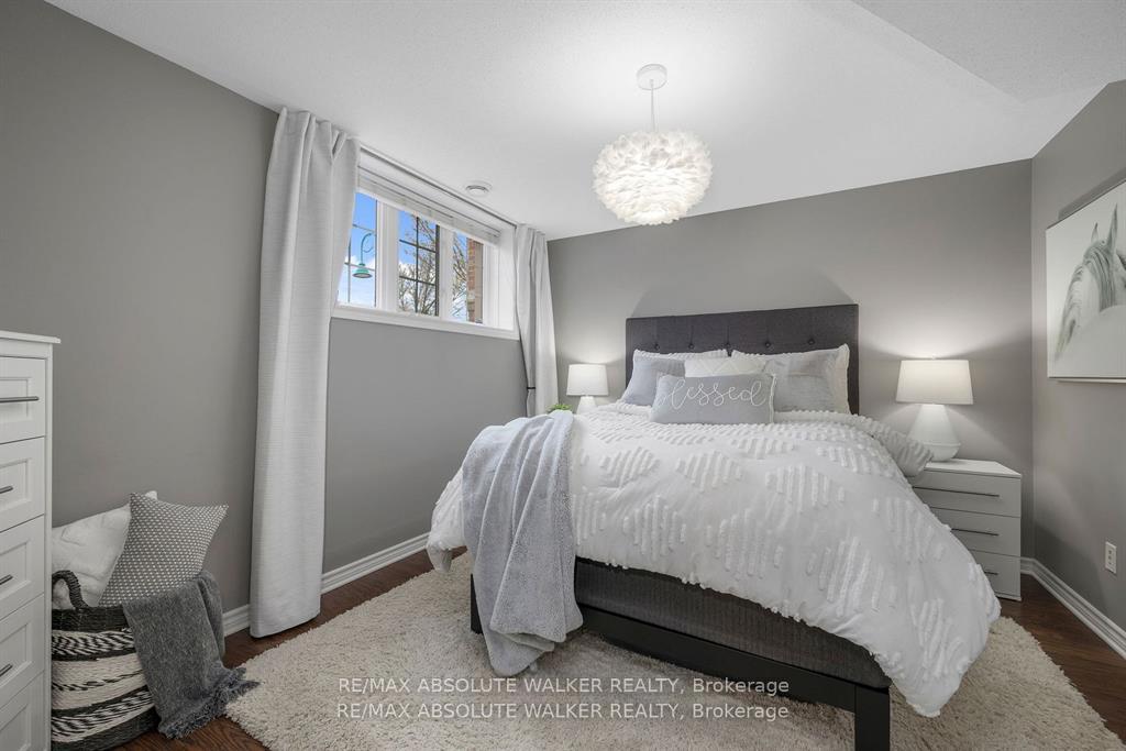 Photo 17 of 48 Edenvale Drive, Ottawa, Kanata - Beaverbrook — HOMEH
