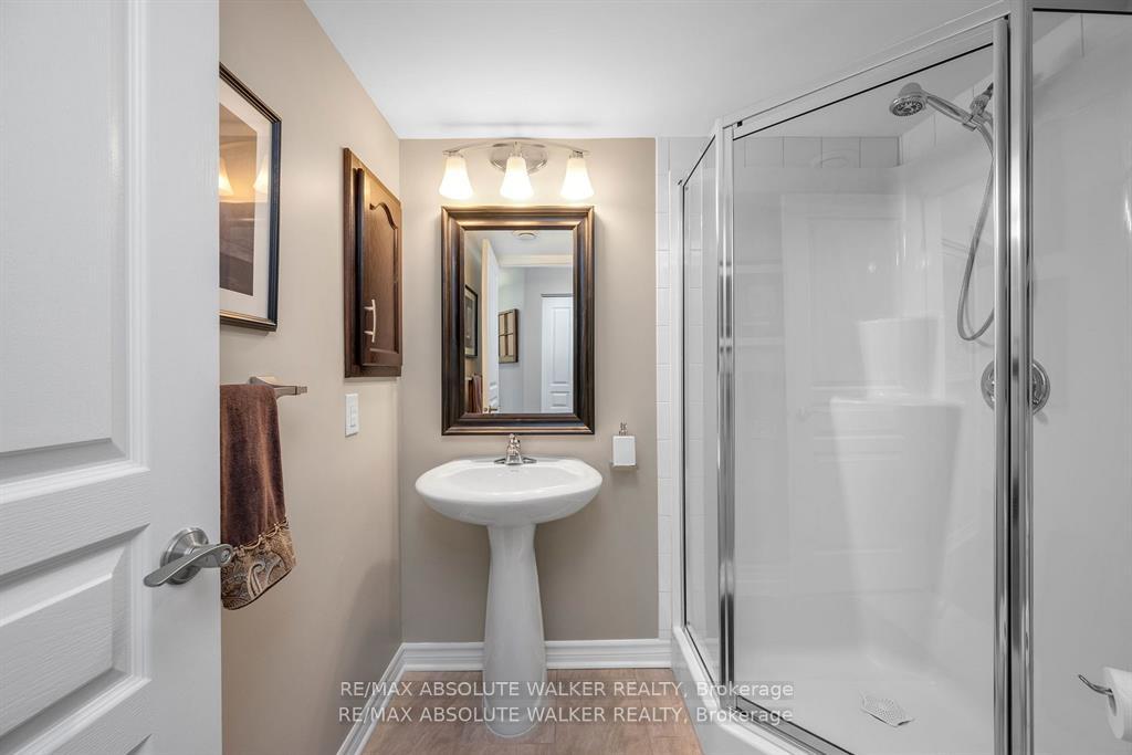 Photo 19 of 48 Edenvale Drive, Ottawa, Kanata - Beaverbrook — HOMEH