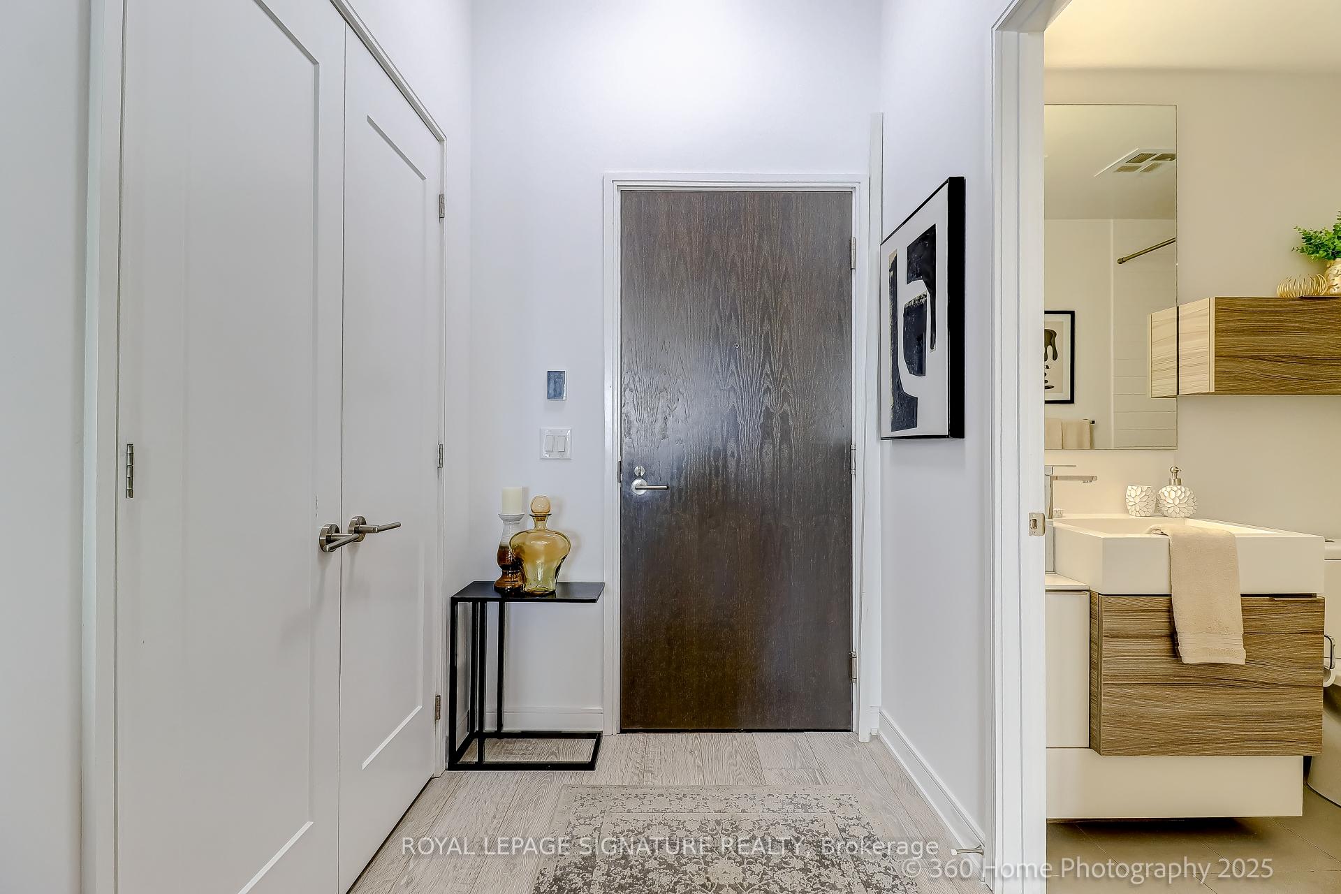 Photo 11 of Unit 2203, 88 Scott Street, Toronto, Church-Yonge Corridor — HOMEH