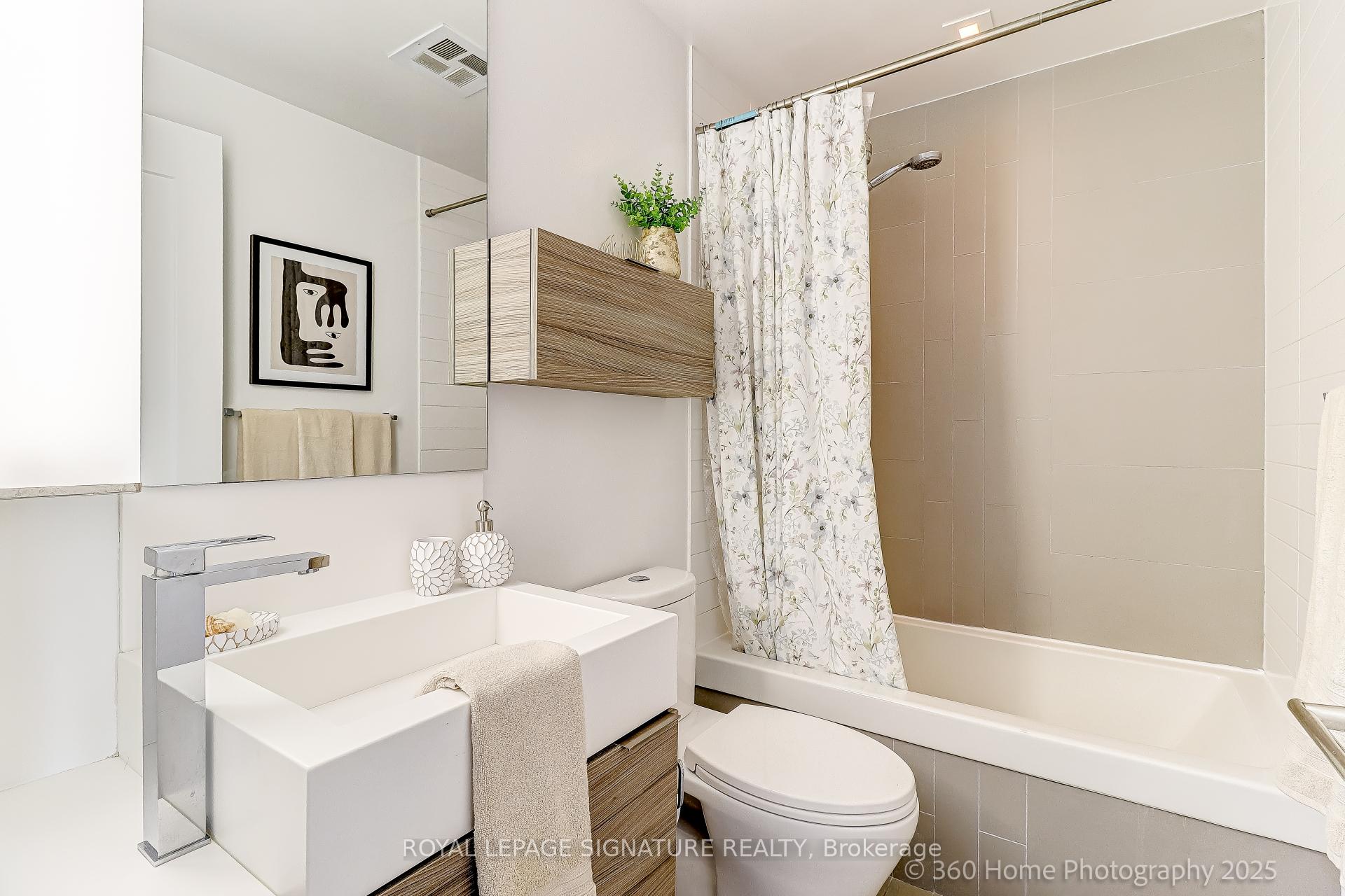 Photo 12 of Unit 2203, 88 Scott Street, Toronto, Church-Yonge Corridor — HOMEH