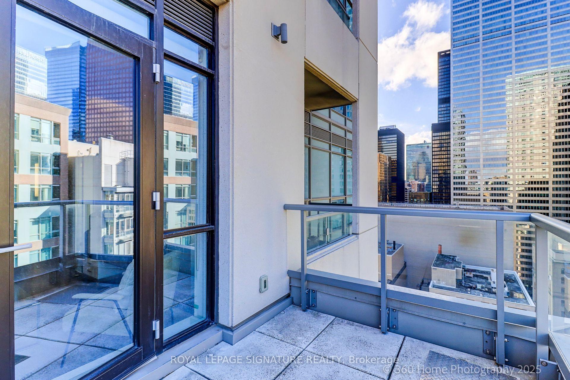 Photo 24 of Unit 2203, 88 Scott Street, Toronto, Church-Yonge Corridor — HOMEH