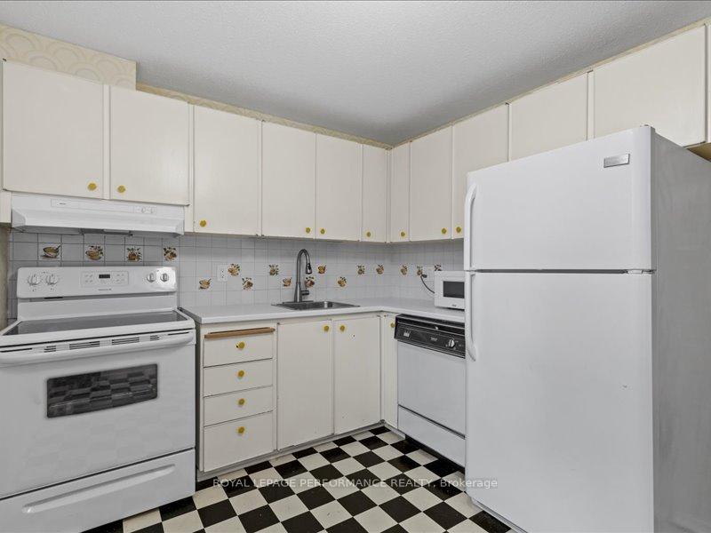 Photo 2 of Unit 167, 1512 Lassiter Terrace, Ottawa, Beaconwood — HOMEH