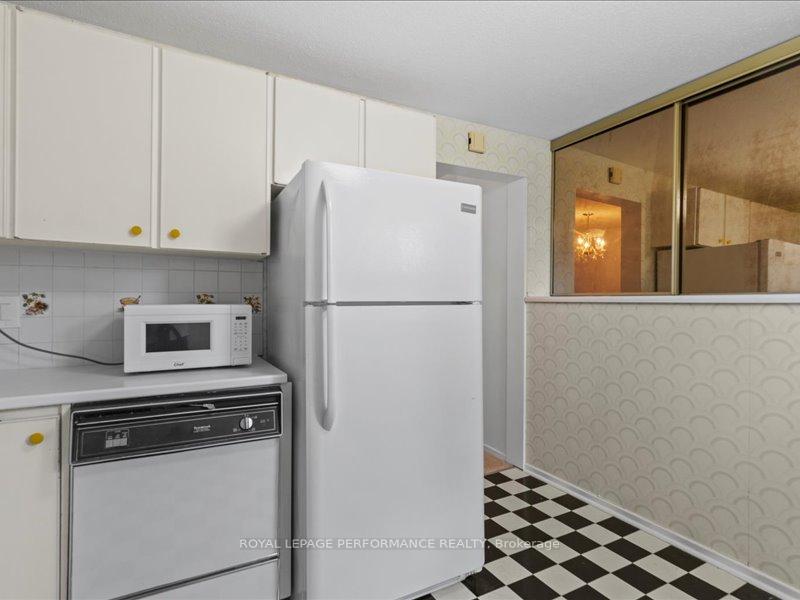 Photo 3 of Unit 167, 1512 Lassiter Terrace, Ottawa, Beaconwood — HOMEH