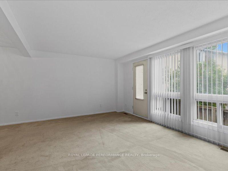 Photo 6 of Unit 167, 1512 Lassiter Terrace, Ottawa, Beaconwood — HOMEH