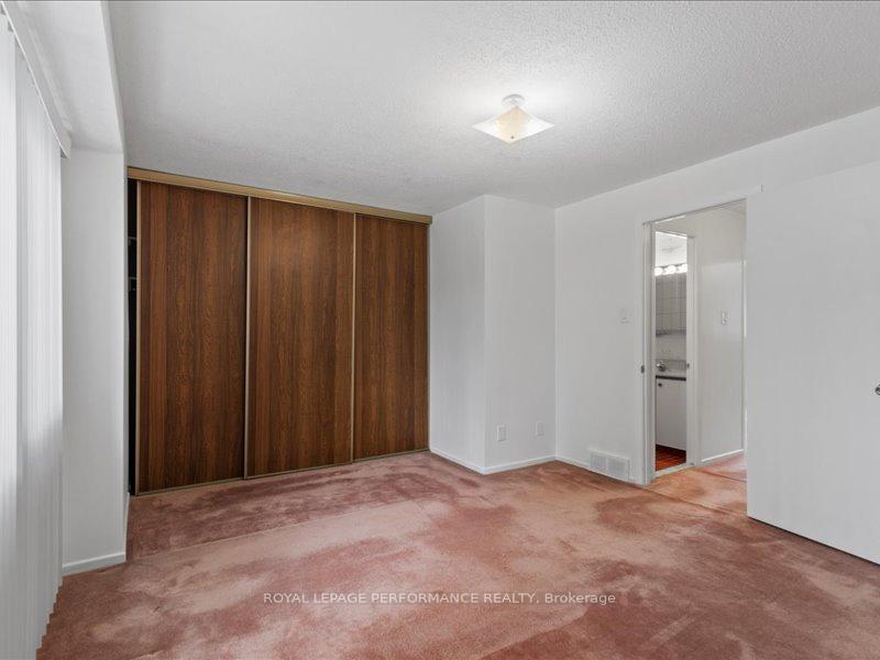 Photo 9 of Unit 167, 1512 Lassiter Terrace, Ottawa, Beaconwood — HOMEH