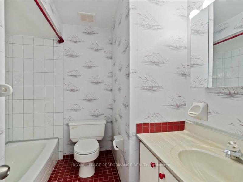 Photo 11 of Unit 167, 1512 Lassiter Terrace, Ottawa, Beaconwood — HOMEH