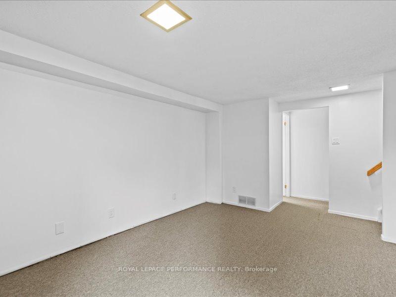 Photo 17 of Unit 167, 1512 Lassiter Terrace, Ottawa, Beaconwood — HOMEH