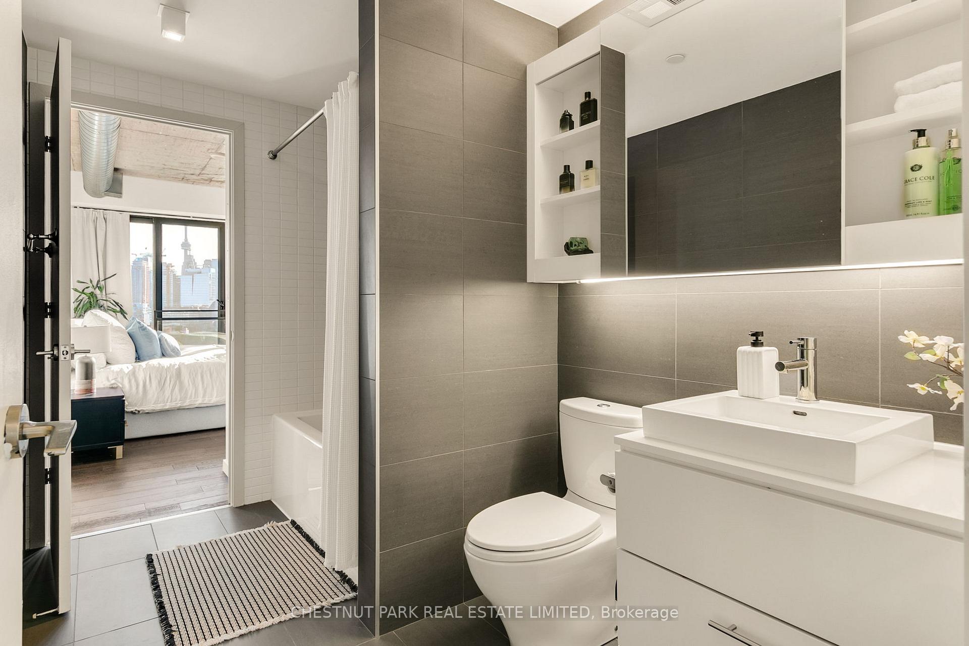 Photo 26 of Unit 1511, 51 Trolley Crescent, Toronto, Moss Park — HOMEH