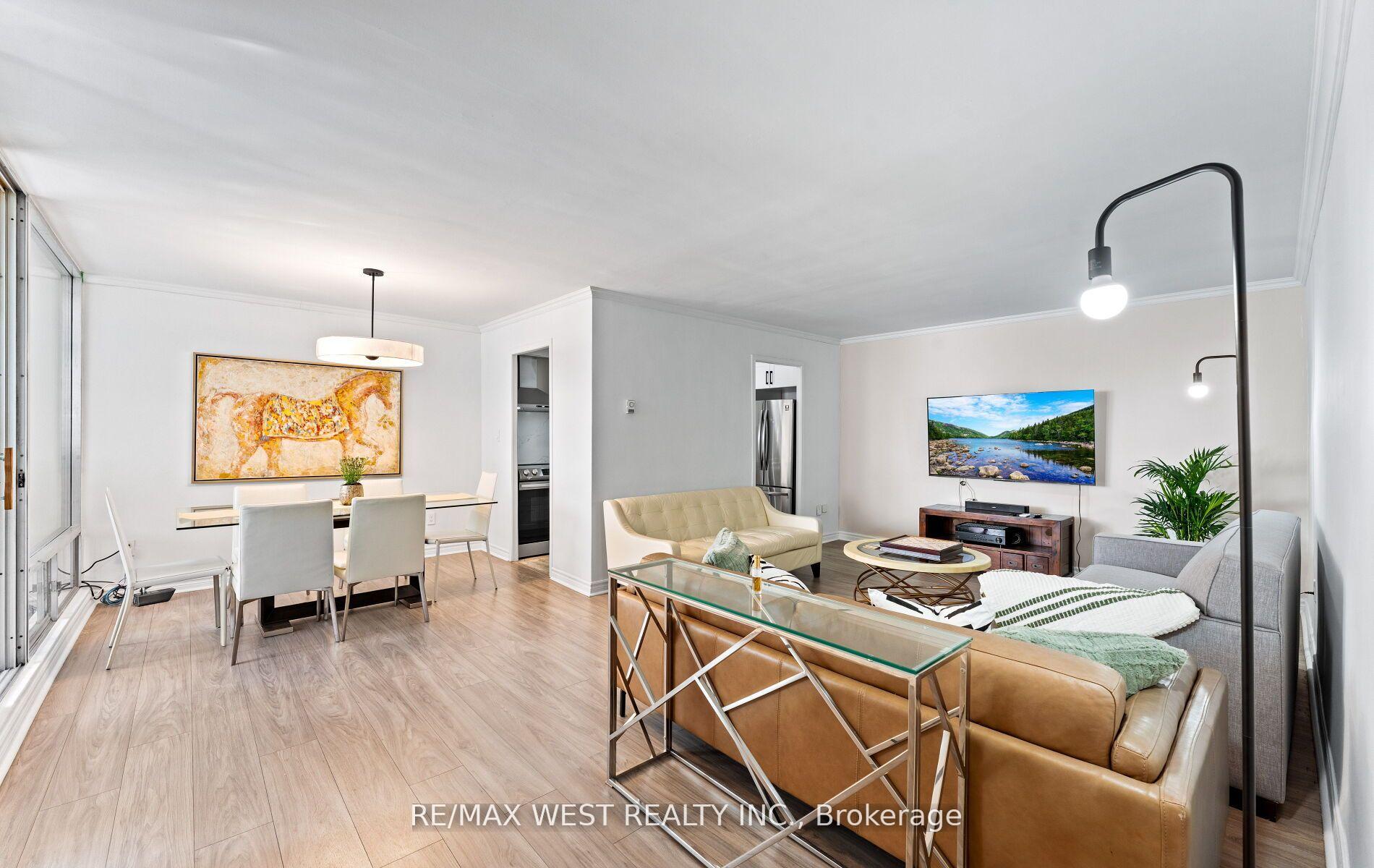Photo 8 of Unit 2910, 5 Massey Square, Toronto, Crescent Town — HOMEH