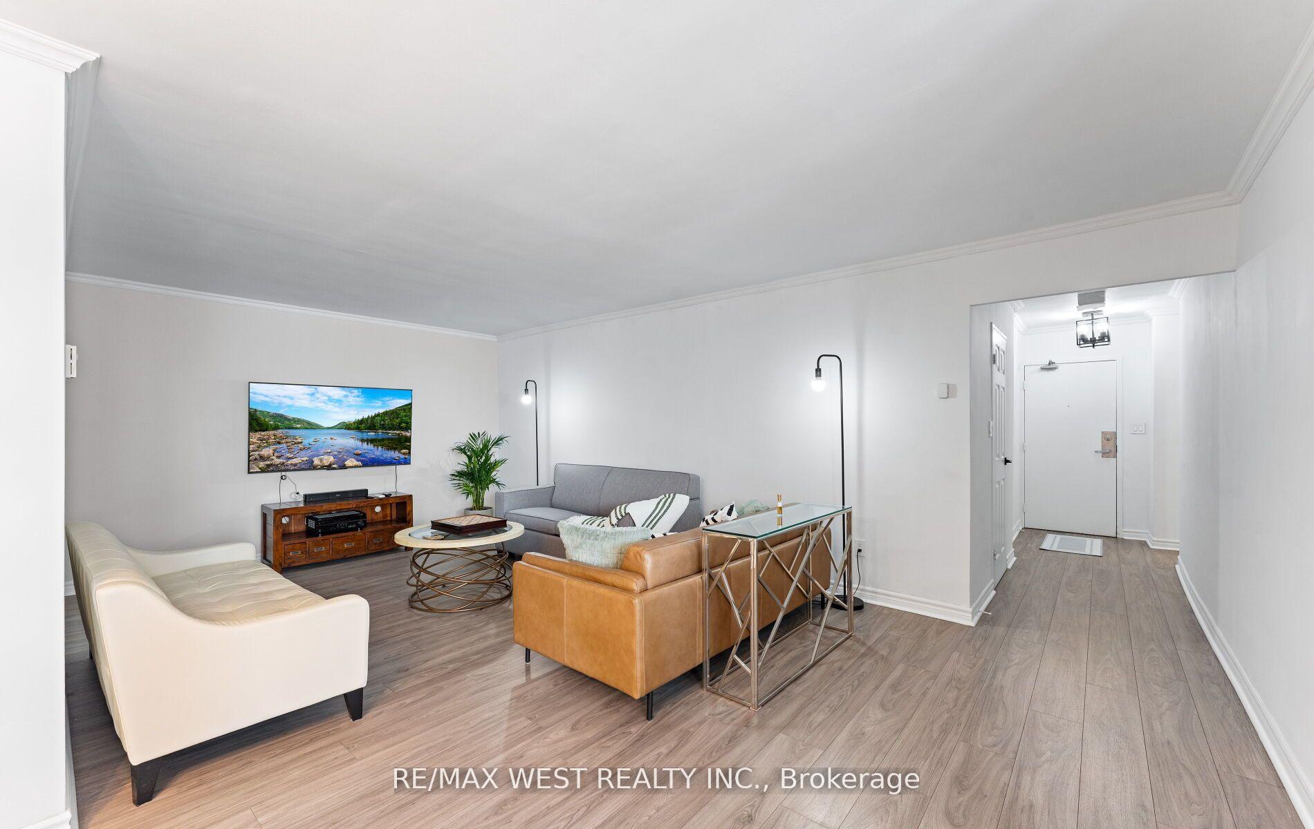 Photo 9 of Unit 2910, 5 Massey Square, Toronto, Crescent Town — HOMEH