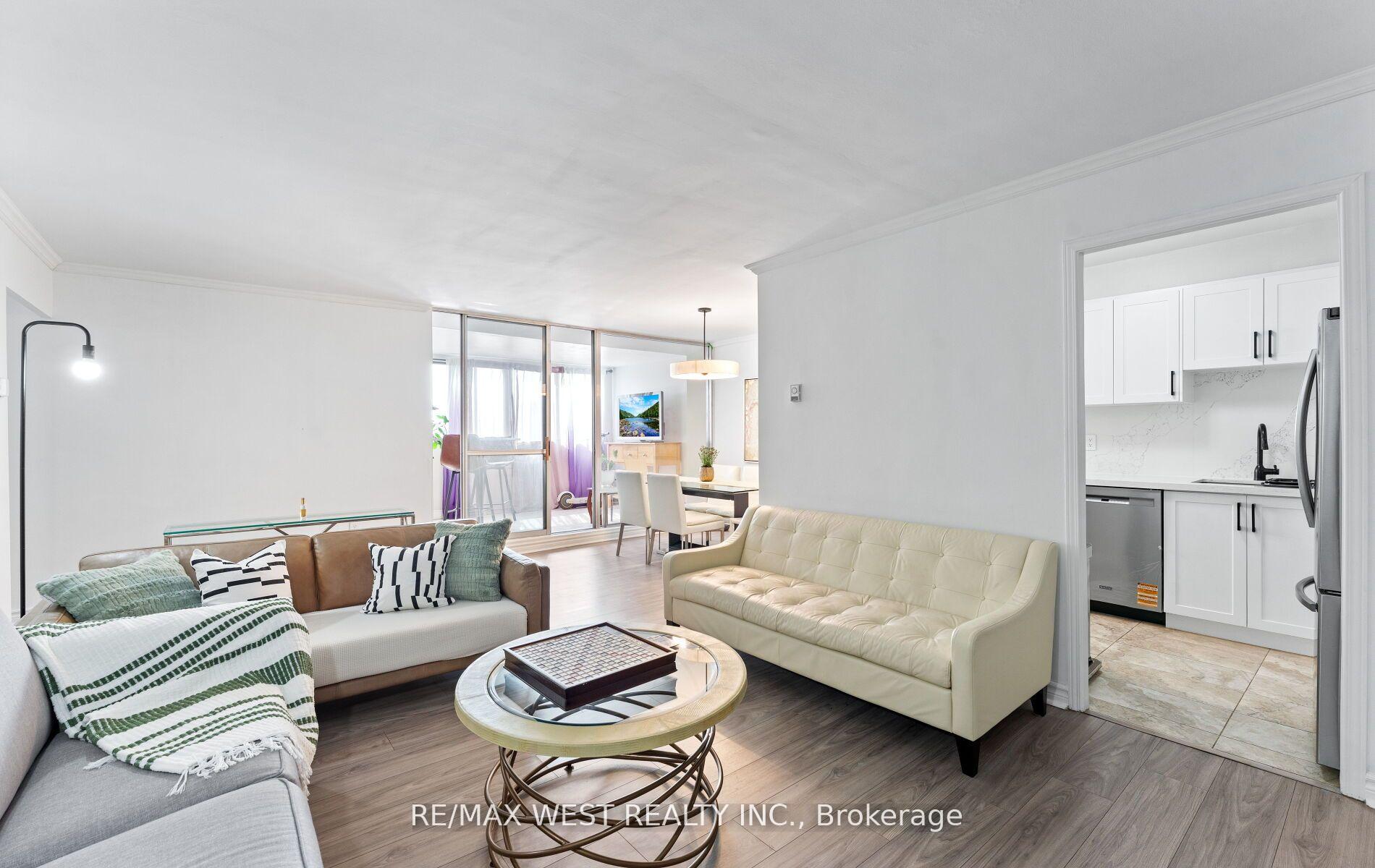 Photo 10 of Unit 2910, 5 Massey Square, Toronto, Crescent Town — HOMEH